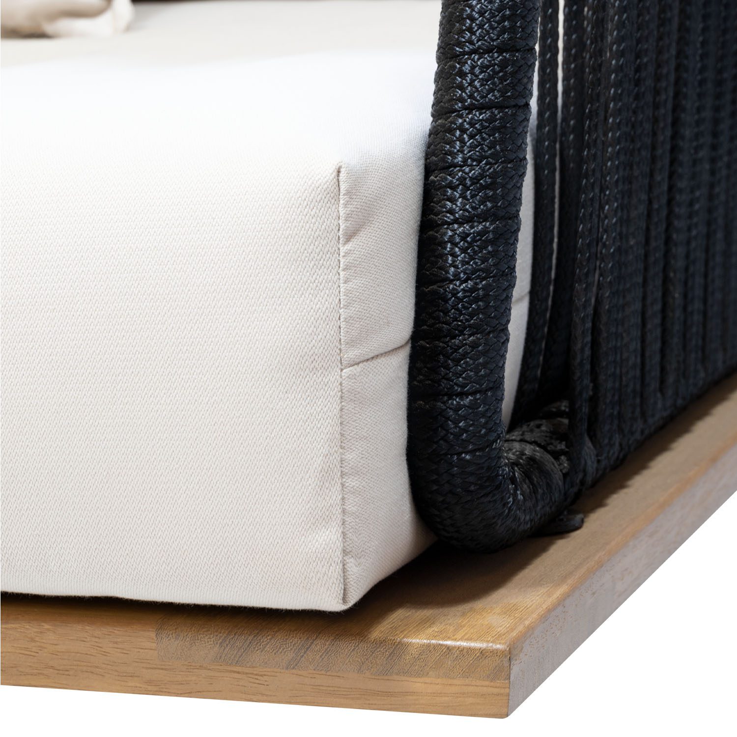 Marcus Outdoor Seating - Image 3